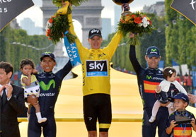 Il podio finale del Tour de France 2015 con Chris Froome primo, Nairo Quintana secondo e Alejandro Valverde terzo © Bettiniphoto