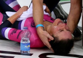 Sarah Storey in preda ai crampi dopo un'ora a tutta © Getty Images