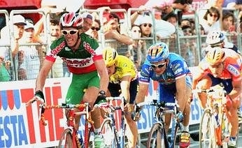 Mario Cipollini vince in maglia tricolore al Lido di Venezia - Foto PensieriCiclismo.blogspot.com