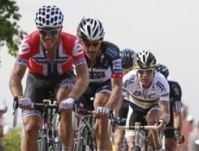 Hushovd con a ruota Cancellara ed Evans - Foto Daylife.com © AP Photo