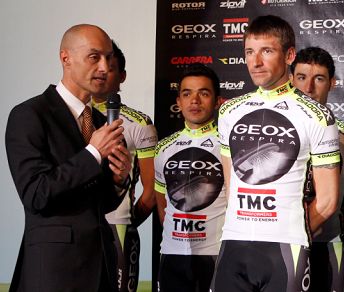 Mauro Gianetti, Team Manager della Geox-TMC, durante la presentazione della squadra © Bettiniphoto