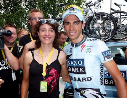 Marianne Vos posa con Alberto Contador