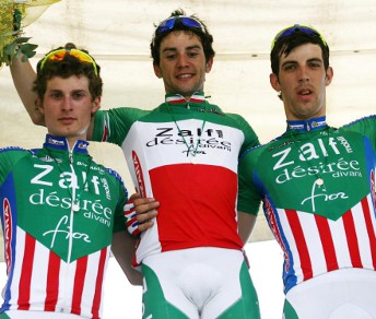 Podio tutto Zalf con, da sinistra, Enrico Battaglin, Stefano Agostini e Nicola Boem. Nel 2012 ritroveremo solo quest'ultimo - Foto da Pedaletricolore.it © Rodella