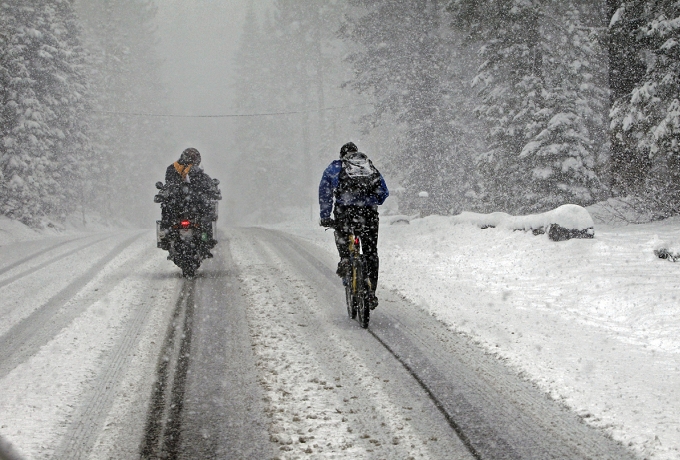 Non ci si credeva, che una tappa potesse essere annullata per neve in California © Bettiniphoto