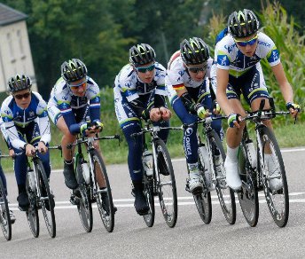 Le ragazze dell'Orica-AIS provano il percorso che assegnerà il titolo mondiale della cronosquadre © Facebook