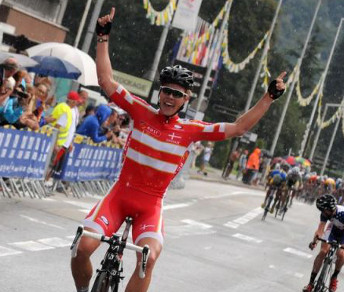 Il danese Michael Valgren Andersen vince la terza tappa del Tour de l'Avenir ad Albertville © tourdelavenir.com