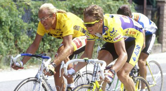 Laurent Fignon e Greg LeMond al Tour 1989, vinto dallo statunitense all'ultima tappa per 8