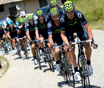 La Movistar in azione al Tour de France © movistarteam.com