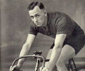 Dopo la Prima Guerra Mondiale il primatista dell'ora diventa Jan Van Hout © sitodelciclismo.net