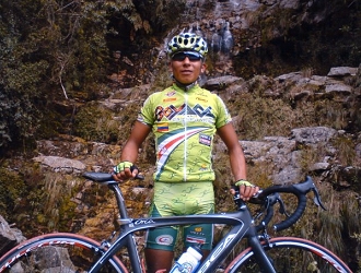 Nairo Quintana in maglia Boyacá Para Vivirla