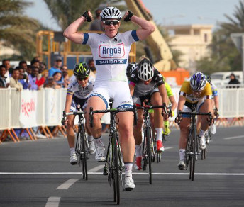 Ad Al Khor Kirsten Wild regala la prima vittoria stagionale alla Argos-Shimano © 1t4i.com