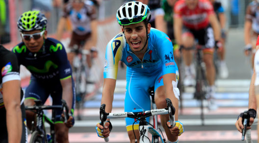 Fabio Aru taglia il traguardo di Sestola © Bettiniphoto