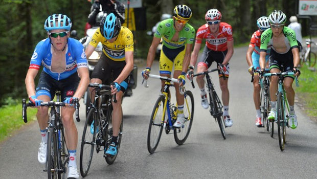 Andrew Talansky davanti a Chris Froome, Alberto Contador e tutta la nobiltà del Delfinato 2014: seminascosto c'è anche Nibali... © Velonews.Competitor.com Andrew Talansky davanti a Chris Froome, Alberto Contador e tutta la nobiltà del Delfinato 2014: seminascosto c'è anche Nibali... © Velonews.Competitor.com