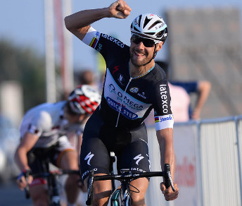 Tom Boonen esulta ad Al Khor, nella seconda tappa del Tour of Qatar © omegapharma-quickstep.com