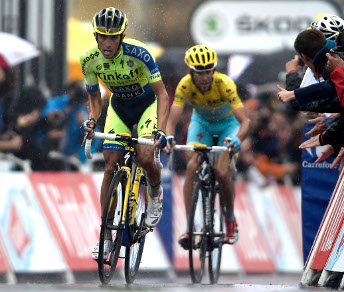 Contador e Nibali in azione sul traguardo di Gérardmer © Bettiniphoto