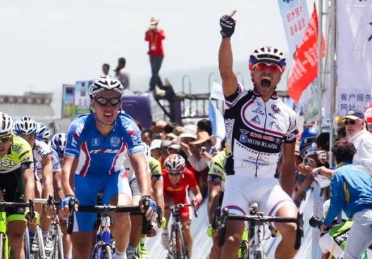 Ivan Stevic al Tour de Qinghai Lake 2010 © Mark Gunter