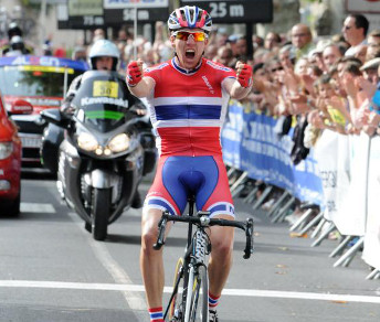 Kristoffer Skjerping vince la prima tappa del Tour de l'Avenir 2014 © tourdelavenir.com