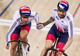Mark Cavendish e Bradley Wiggins in azione nella Madison © British Cycling